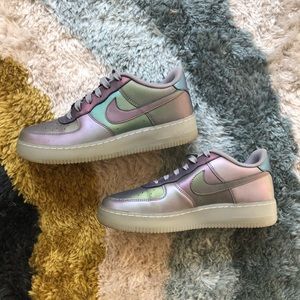Iridescent women’s Air Force 1.